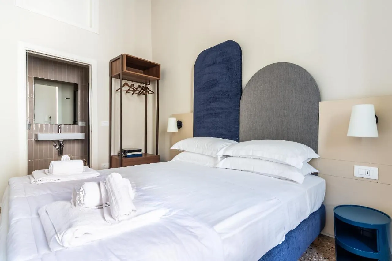 Palazzo Miracoli Apartments Venise