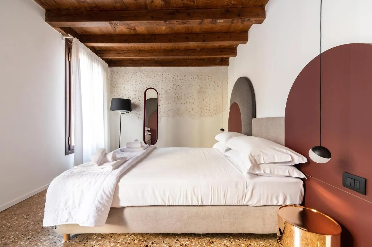 Palazzo Miracoli Apartments Venise