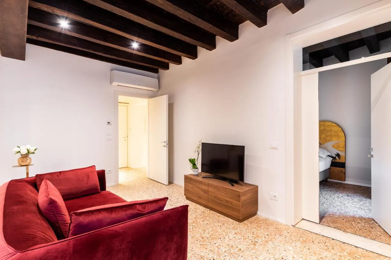 Palazzo Miracoli Apartments Venise